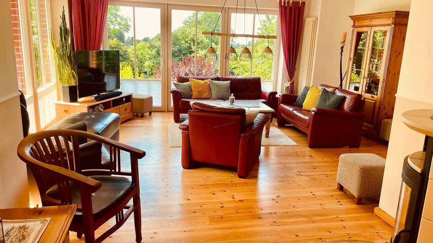 Ferienhaus mit Meerblick für 13 Personen, mit Garten