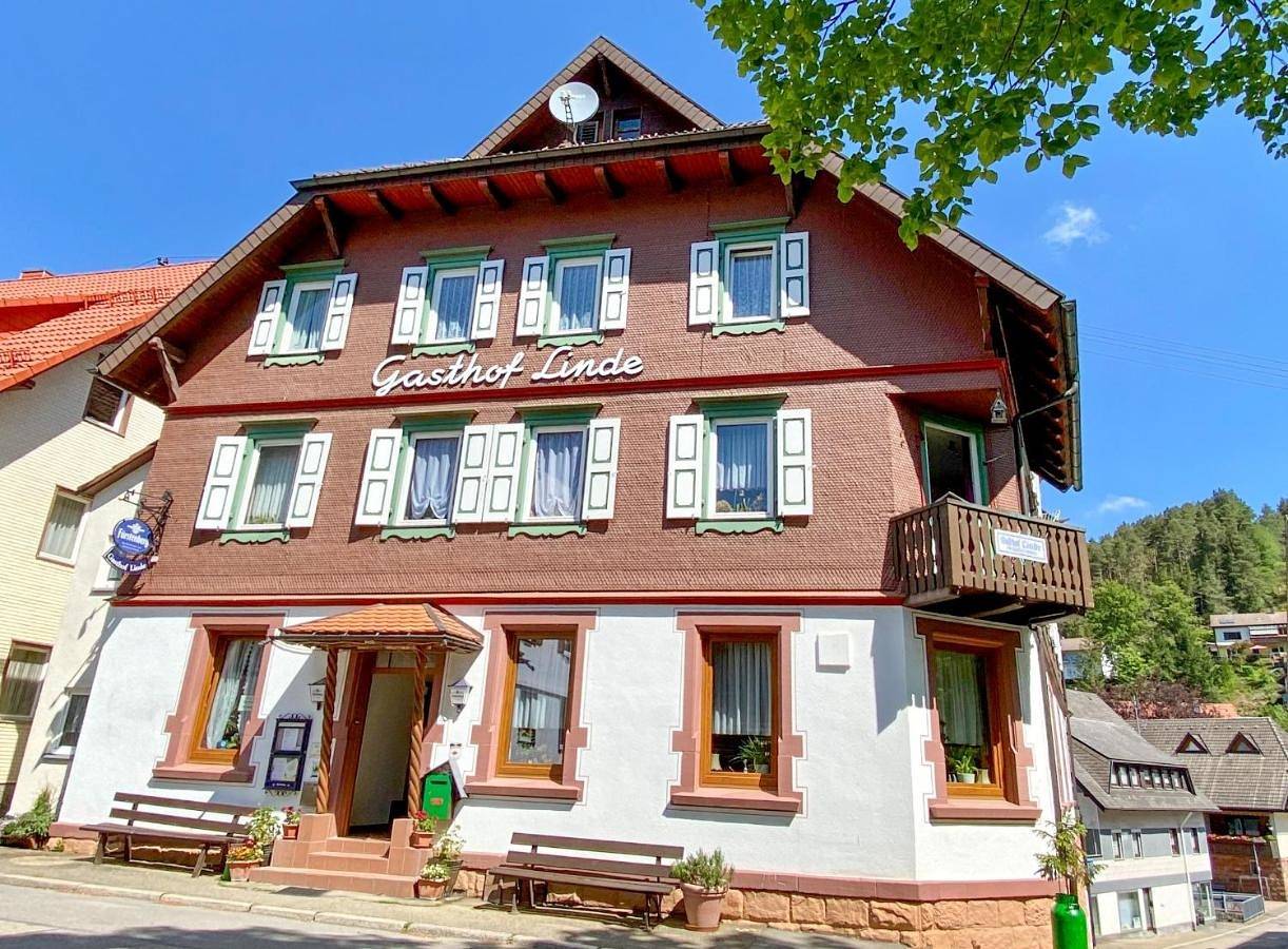 Schwarzwaldgasthaus Linde in Tennenbronn, Schramberg