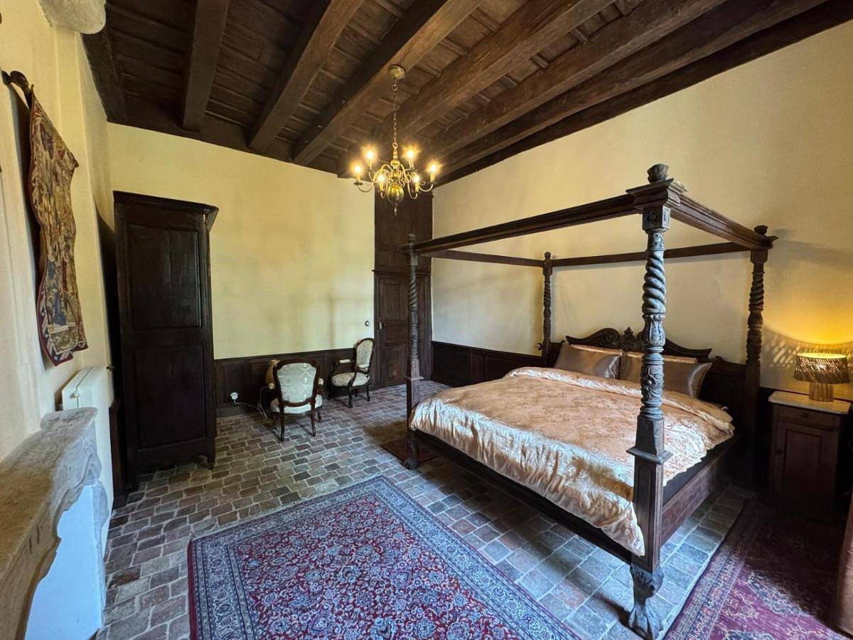 Chambres au Château de la Mothe de Vicq - Allier, à proximité de Vichy in Vicq, Région de Montluçon