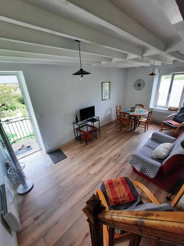 Gîte pour 4 personnes, avec terrasse à Pont-Farcy
