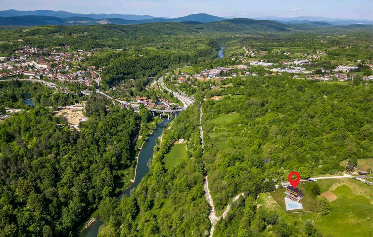 Ferienhaus für 6 Personen, mit Garten und Pool sowie Ausblick und Terrasse