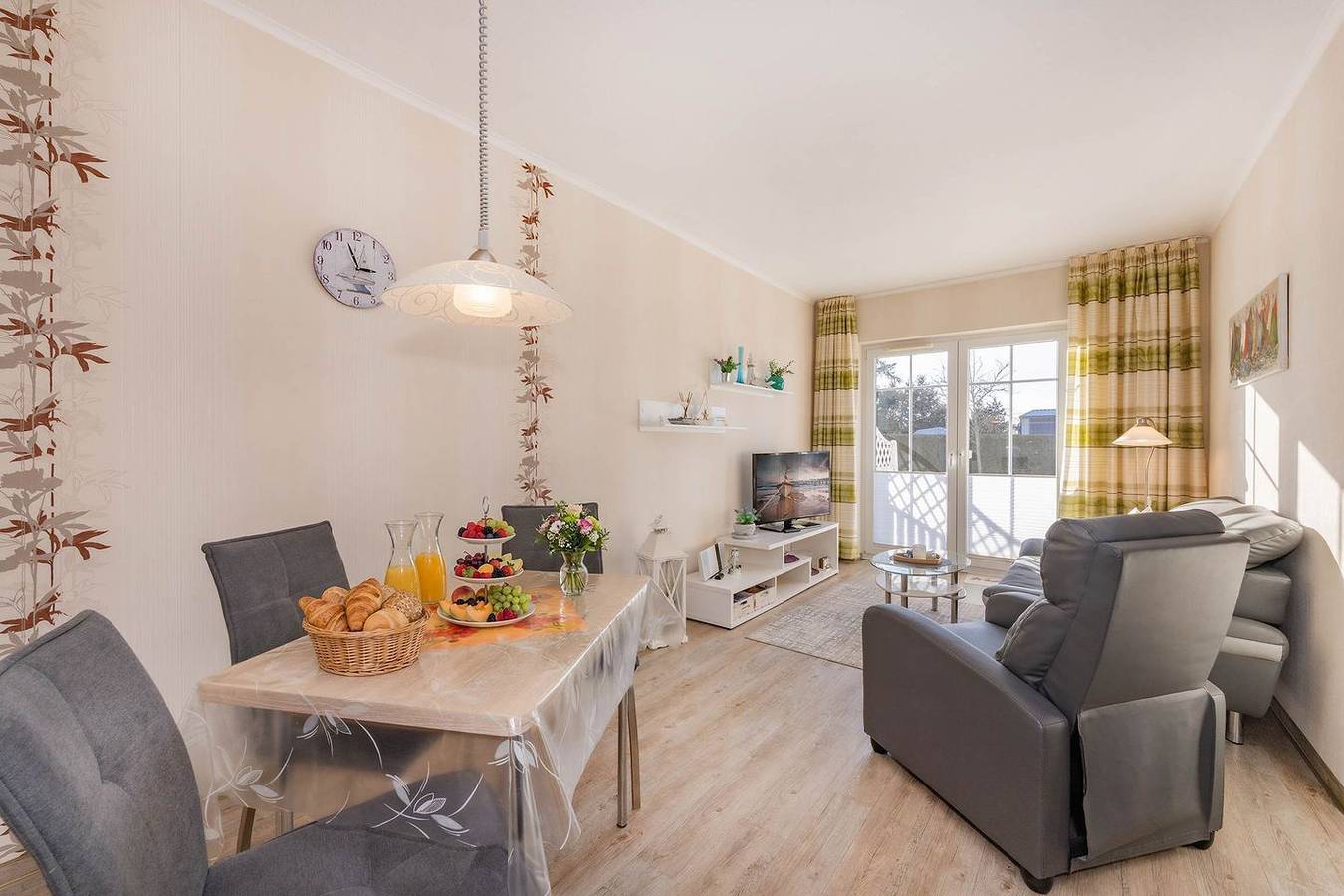 Entire apartment, Fewo Kleine Auszeit 02 - gemütliches Domizil im Koserower Ortszentrum in Koserow, Bernsteinbäder