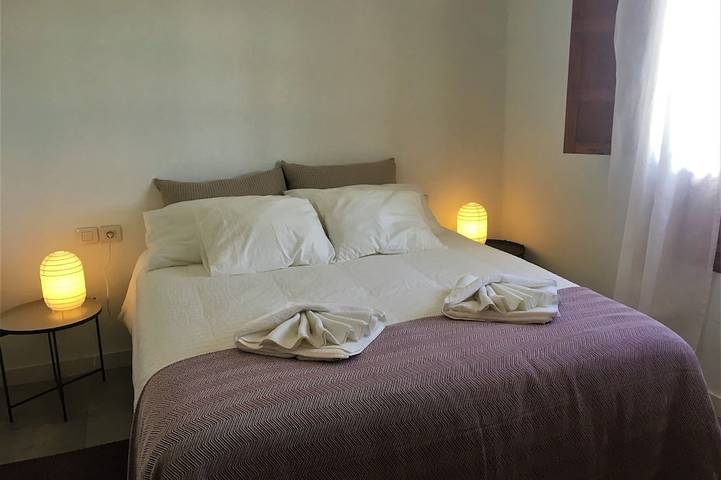 Apartamento entero, Impresionante apartamento de 2 dormitorios en primera linea in Puerto del Carmen, Lanzarote