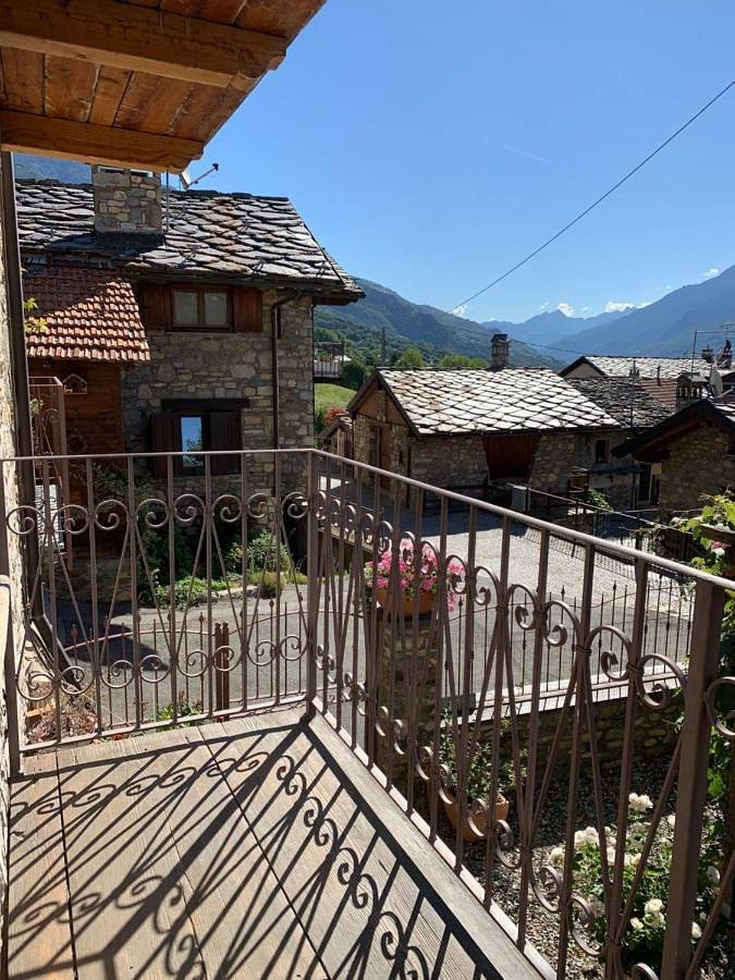 Appartement entier, Monte Emilius Alloggio ad uso turistico Vda Saint Christophe n 0002 in Saint-Christophe, Alpes valaisannes
