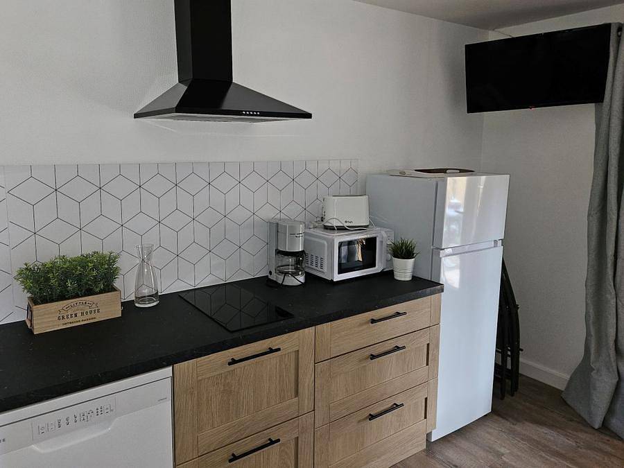 Camping La Chêneraie **** - Gîte 6 personnes - Cottage La Gariotte - 6 personnes - 2 chambres - climatisé - télévision - S in Saint-Géry-Vers, Parc Naturel Régional des Causses du Quercy