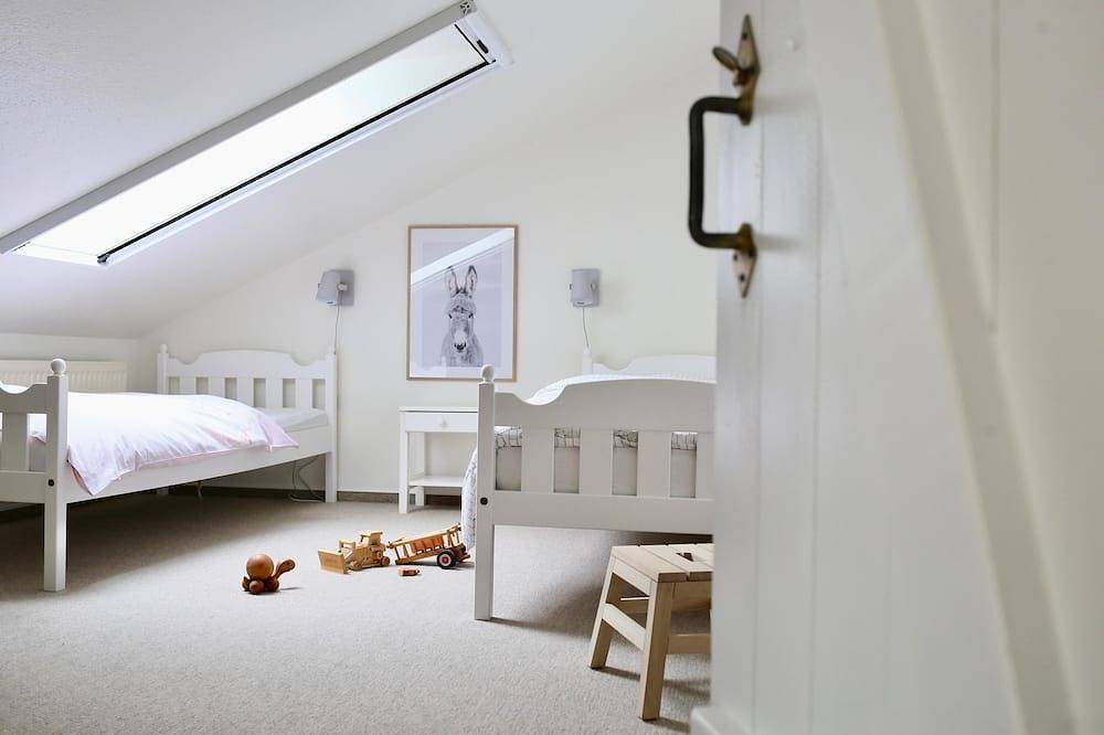 Ganze Wohnung, 4-Sterne-Ferienwohnung \"Gröde\" im Landhausflair mit Wohlfühlgarantie in Reußenköge, Nordfriesland