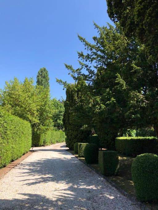 Location de vacances pour 4 personnes, avec vue et jardin à Amayé-sur-Orne - 3
