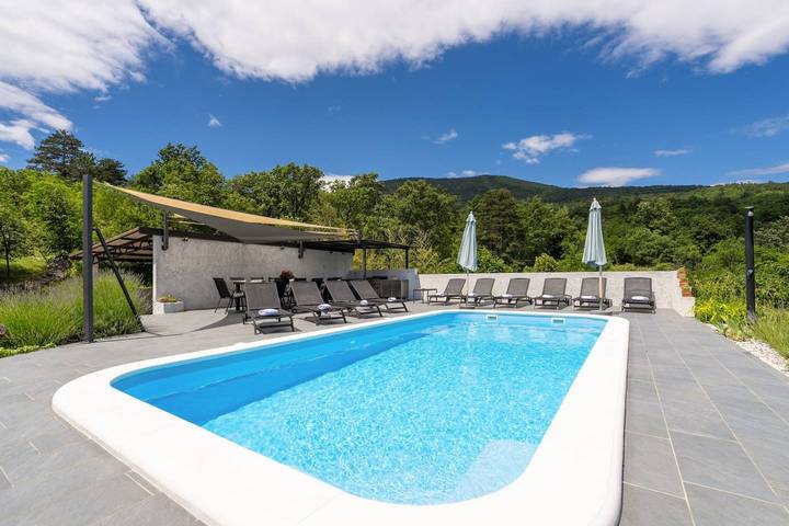Ferienhaus für 10 Personen, mit Balkon und Balkon/Terrasse sowie Terrasse und Pool in Moscenicka Draga - 3