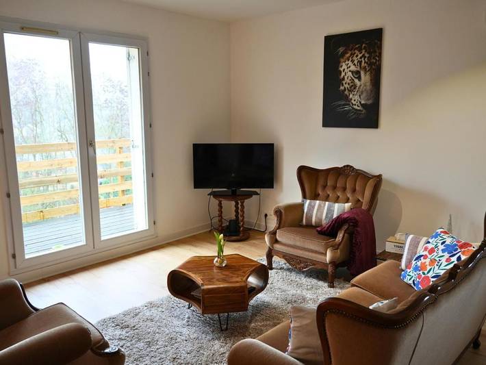 Location de vacances pour 6 personnes, avec jardin ainsi que vue et balcon à Vireux-Molhain - 3