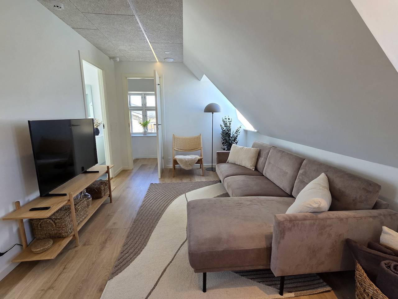 Hel lejlighed, Lys og moderne ferielejlighed på Samsø in Samsø