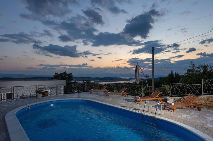 Ferienhaus für 10 Personen, mit Sauna und Terrasse, mit Haustier in Jadranovo