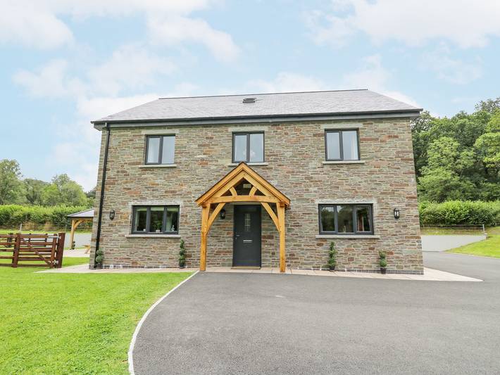 Talarddu Cottage in Powys