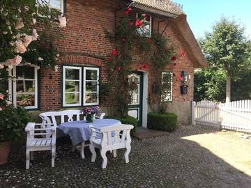 Ferienhaus für 6 Personen, mit Garten, mit Haustier in Midlum