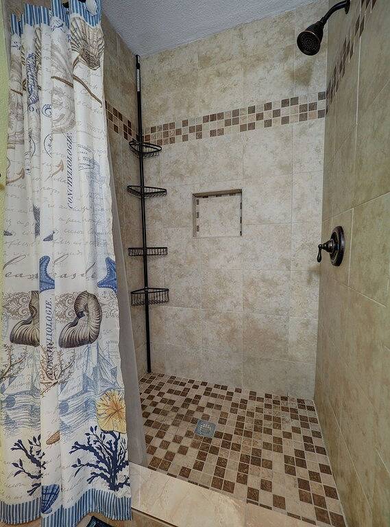 Ganze Wohnung, Umgestaltete 1/1 Waterfront Condo mit Bootsbeleg in North Padre Island, Corpus Christi