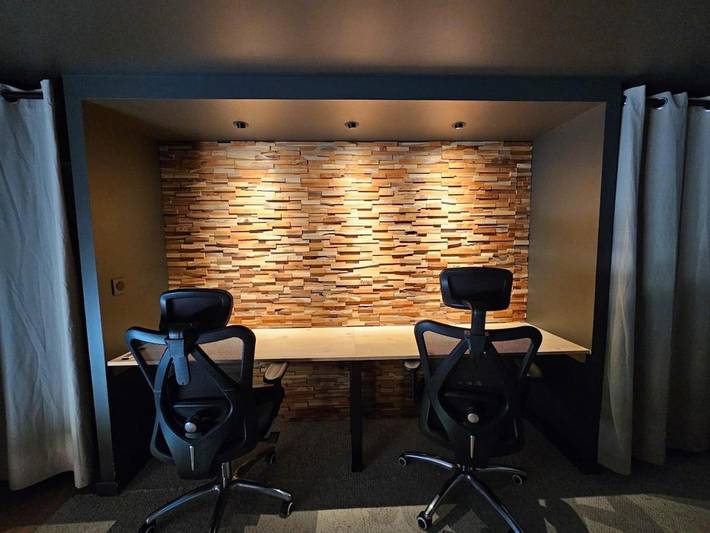 Location de vacances pour 8 personnes, avec jardin à Irigny - 3