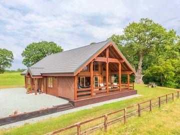 Chalet for 8 People in West Midlands, Shropshire, Photo 1