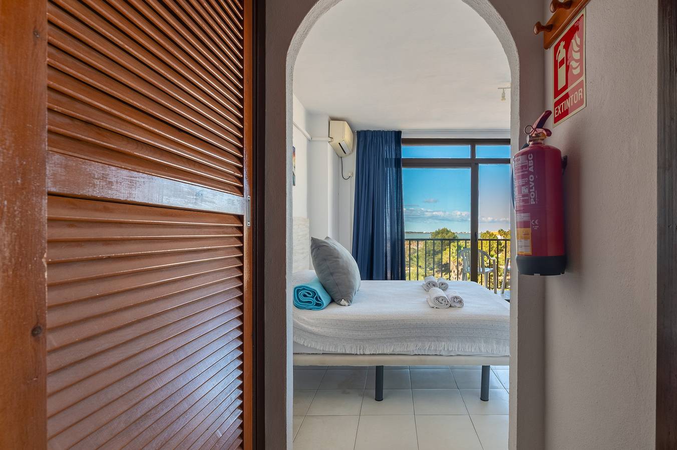 Appartement 'Estudio Mirada 307' met uitzicht op het meer, Wi-Fi en airconditioning, foto 11