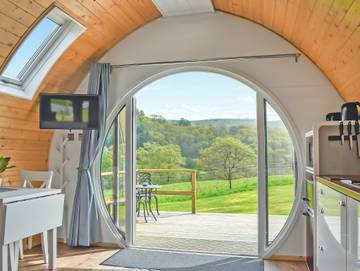 Glamping for 2 People in Powys, Mid-Wales, Photo 2