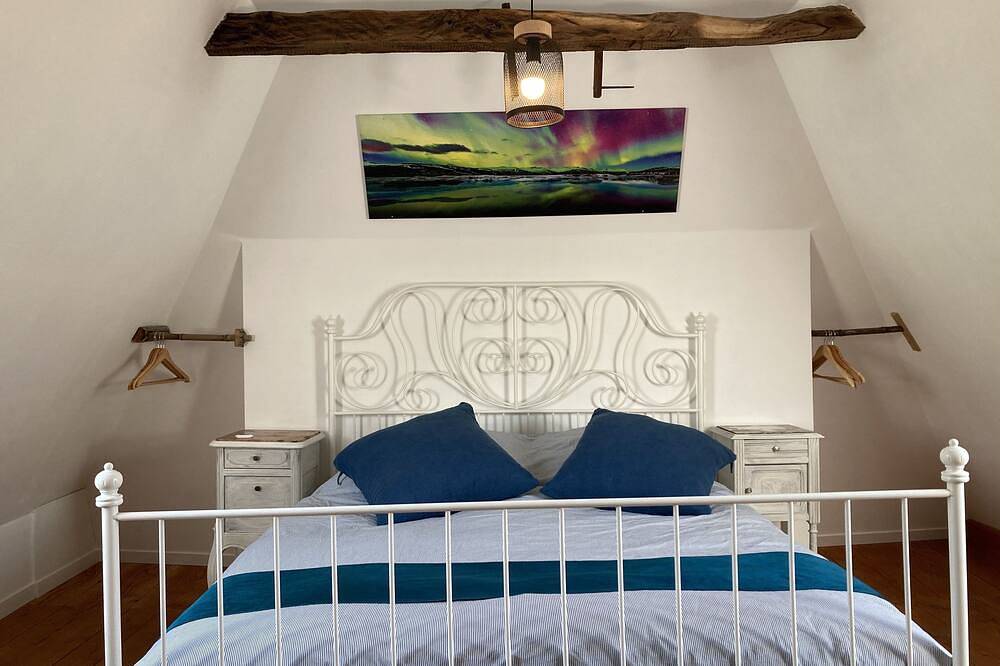 Country bed and breakfast farmhouse in the heart of Aveyron in Le Goul valley. in Saint-Hippolyte (Aveyron), Aveyron