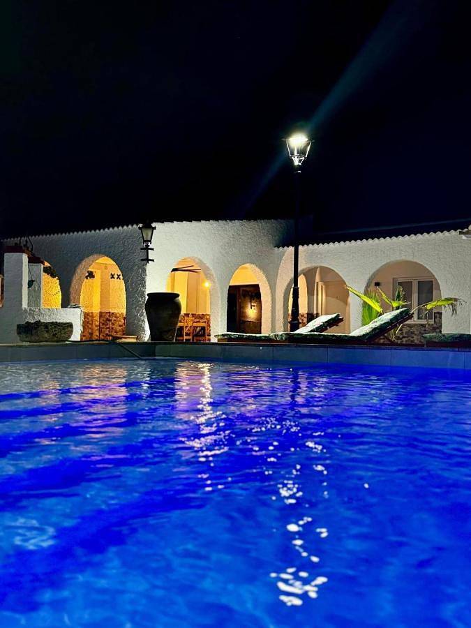 Ferienhaus für 7 Personen, mit Terrasse und Garten sowie Pool und Ausblick