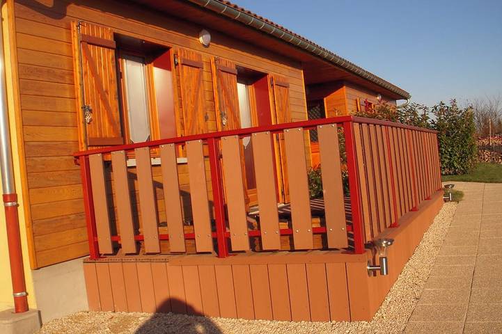 Gîte pour 4 personnes, avec terrasse et jardin à Maisons-en-Champagne