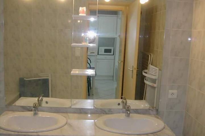 Location de vacances pour 6 personnes, avec terrasse et piscine à Dampierre-sur-Salon - 4