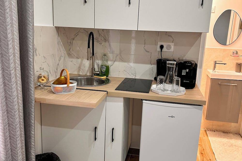 Charming, well-equipped cottage for spending a good time in peace and quiet  in Athis-Mons, Essonne