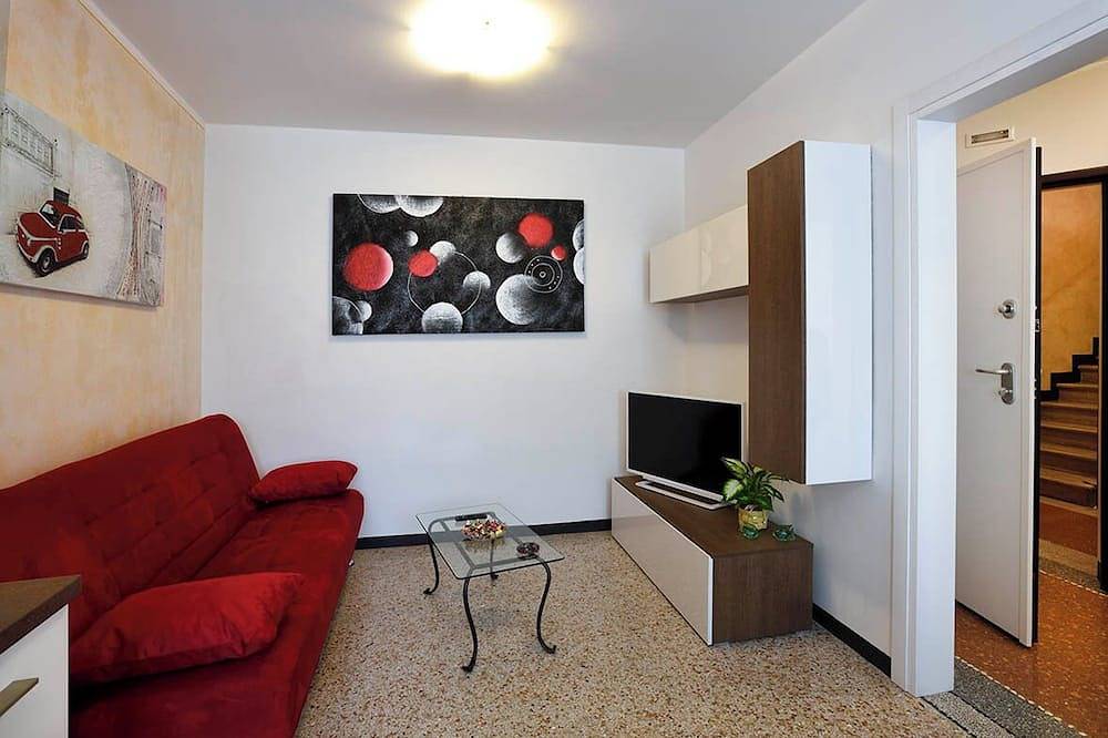Entire apartment, Wonderful apartment in the center of Treviso, just a few steps from Piazza Duomo! in Treviso, Treviso Province