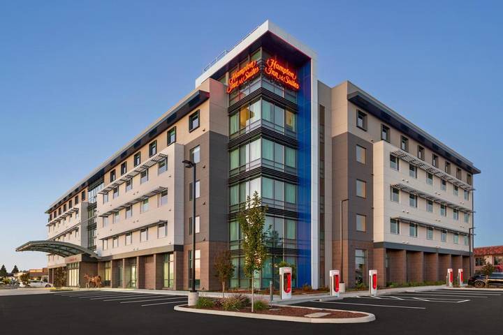 Hotel para 5 personas - 1
