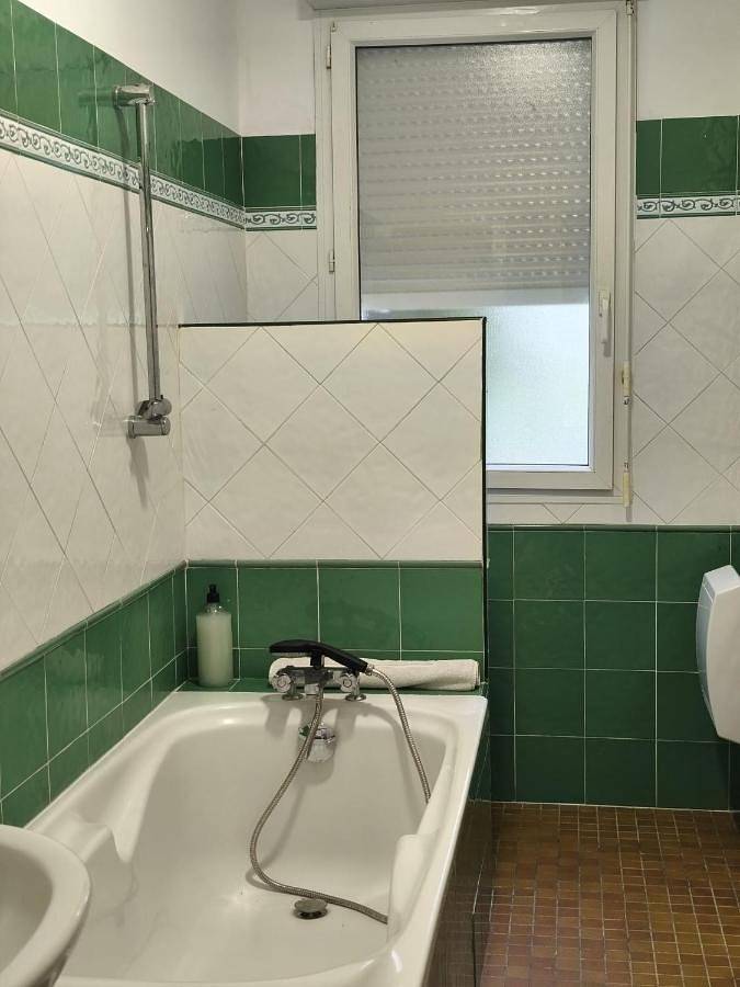 Gîte pour 4 personnes, avec jardin et vue dans Magnan - 2