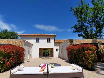 Villa With Pool for 4 People in Montauroux, Draguignan region, Photo 3