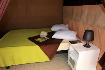 Tente pour 4 Personnes dans Thégra, Parc Naturel Régional des Causses du Quercy, Photo 3