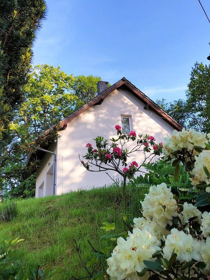 Three-Bedroom House in Miłków, Sudety (Polska)