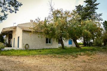 Gîte pour 6 personnes, avec terrasse et jardin à Saint-Gilles