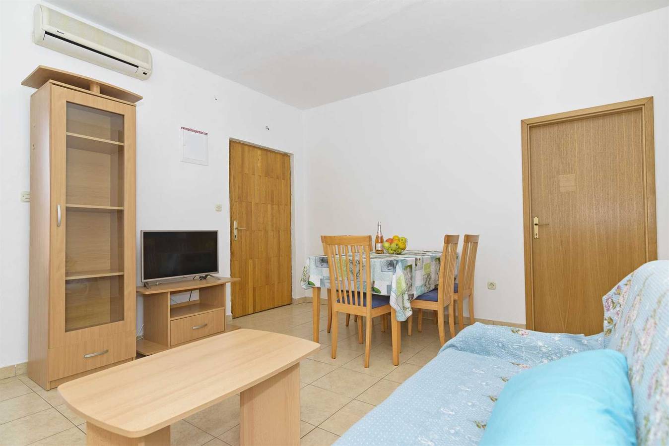Ganze Wohnung, Apartment Martina 1 (4+1) near the beach in Srima, Croatia in Srima, Šibenik-Knin