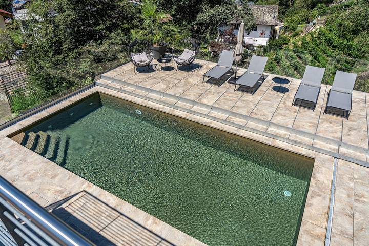 Entire apartment, Apartment "Videre Lodge Wasserfall" with Mountain View, Wi-Fi & Terrace in Gargazon, Sarntal Alps