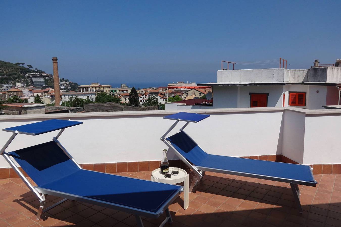 Appartement entier, Appartement de vacances pour 5 personnes avec terrasse in Sorrento, Province de Naples