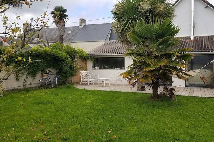 Location de vacances pour 5 personnes, avec terrasse et jardin à Aumeville-Lestre