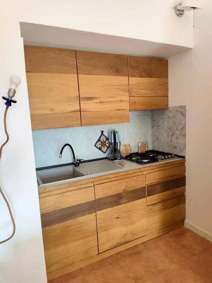 Location de vacances pour 6 personnes, avec vue ainsi que jardin et piscine dans Sole Ruiu - 4