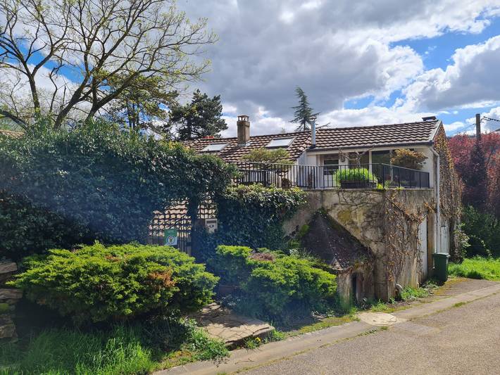 Gîte pour 6 personnes, avec Terrasse et Jardin