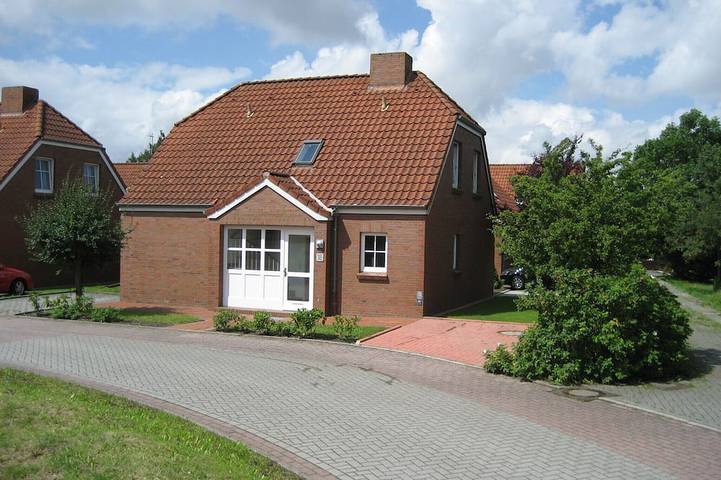 Ferienwohnung für 4 Personen, mit Balkon und Garten in Jemgum
