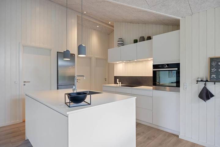 Beautiful 5-star quality holiday home with spa and sauna in Hvide Sande, Holmsland Klit