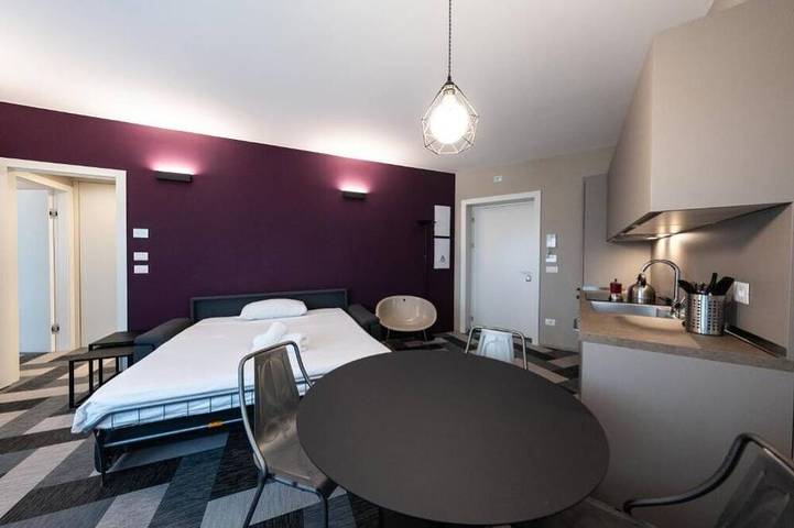 Entire apartment, Basalto Venice Mestre Apartments: 1 Bedroom Apartment in Mestre, Venice
