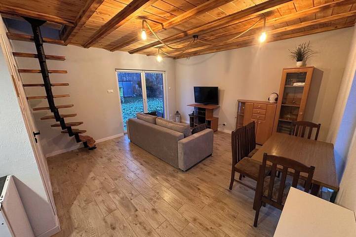 Gorgeous 2-bedroom house in cool Ligota for a relaxing stay in Schlesien