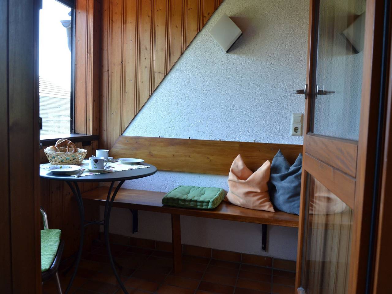 Studio entier, Studio 'Kirsche' avec jardin partagé, balcon et Wi-Fi in Kressbronn am Bodensee, Region Bodensee-Oberschwaben