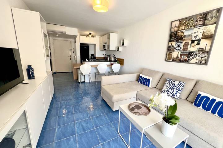 Appartement de vacances pour 4 personnes, avec Balcon ainsi que Terrasse et Piscine