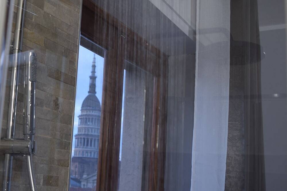 Apartamento entero, Panoramic apartment in Novara in Novara, Provincia de Novara
