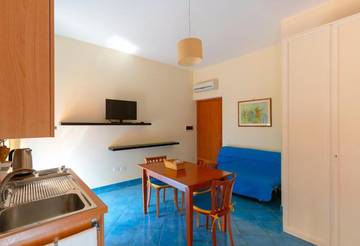 Apartment for 3 People in Sorrento, Tyrrhenian Coast Campania, Photo 3