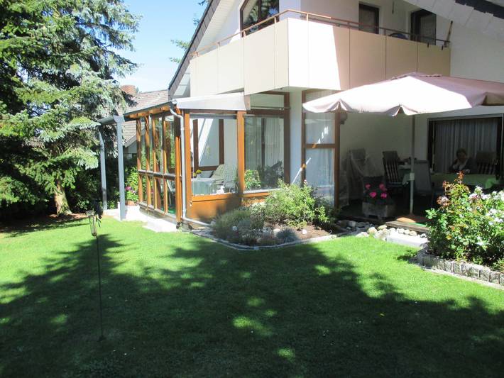 Ferienwohnung für 2 Personen, mit Terrasse und Garten in Bad Dürrheim