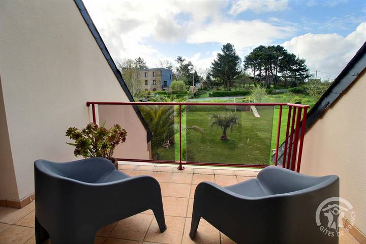 Gîte pour 8 personnes, avec jardin et balcon dans Port Blanc (Penvénan) - 4